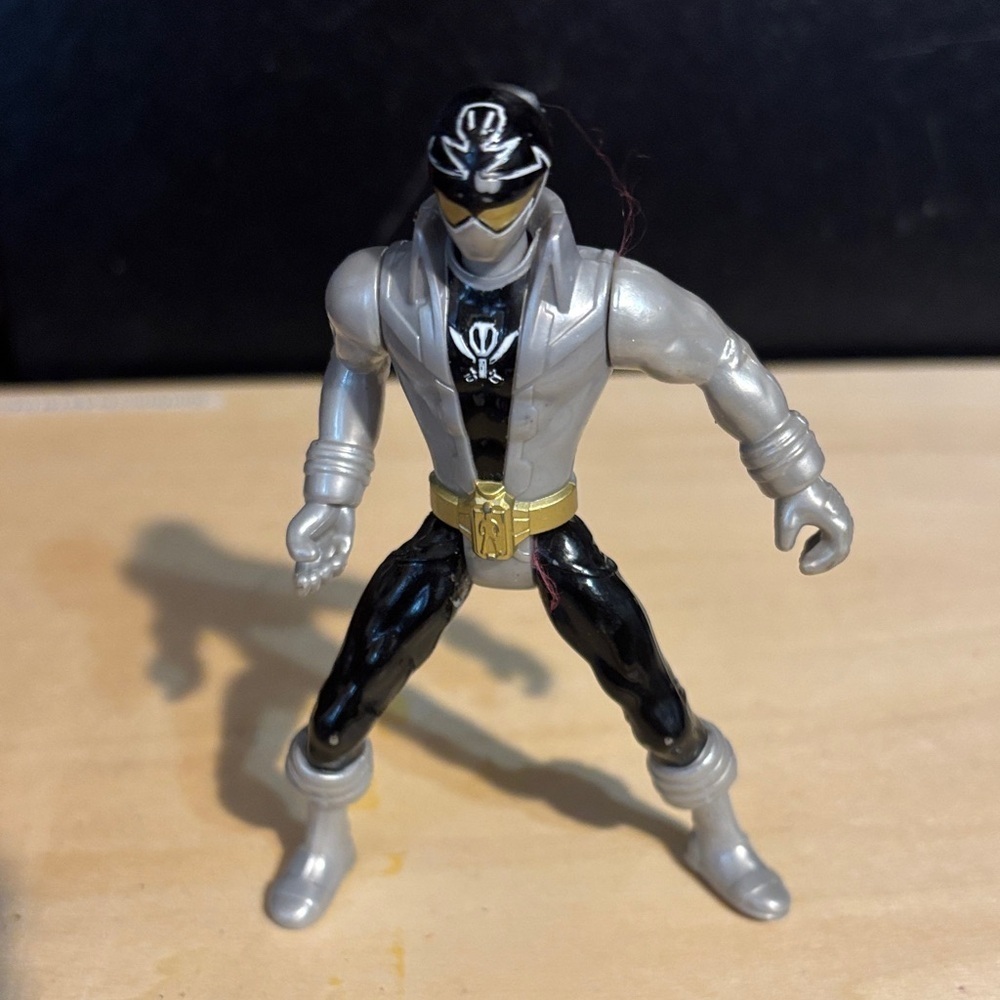 2014 Bandai Power Ranger Super Megaforce silver Ranger - Picture 1 of 3